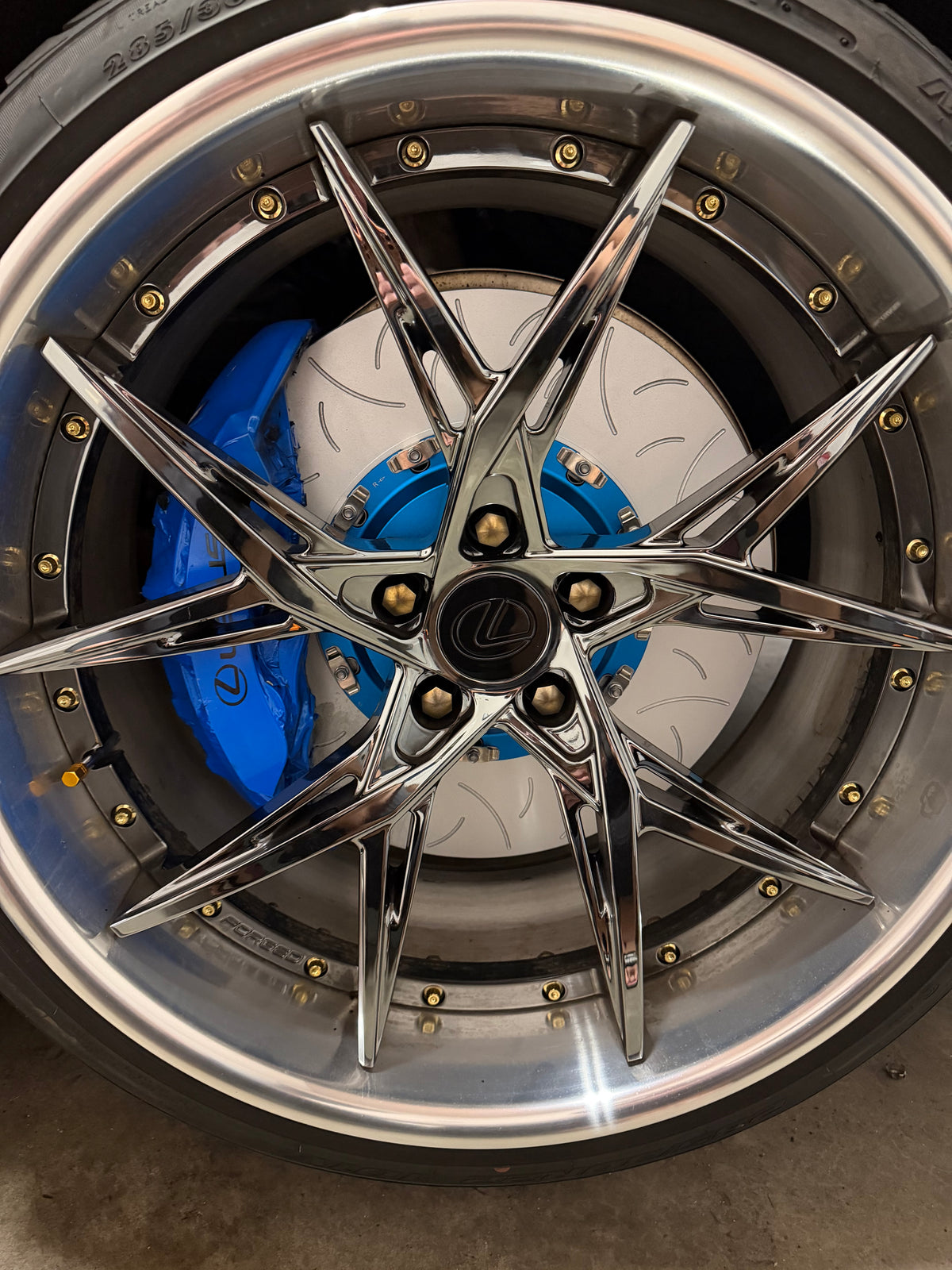 LC500 2 Piece Brake Rotor Set