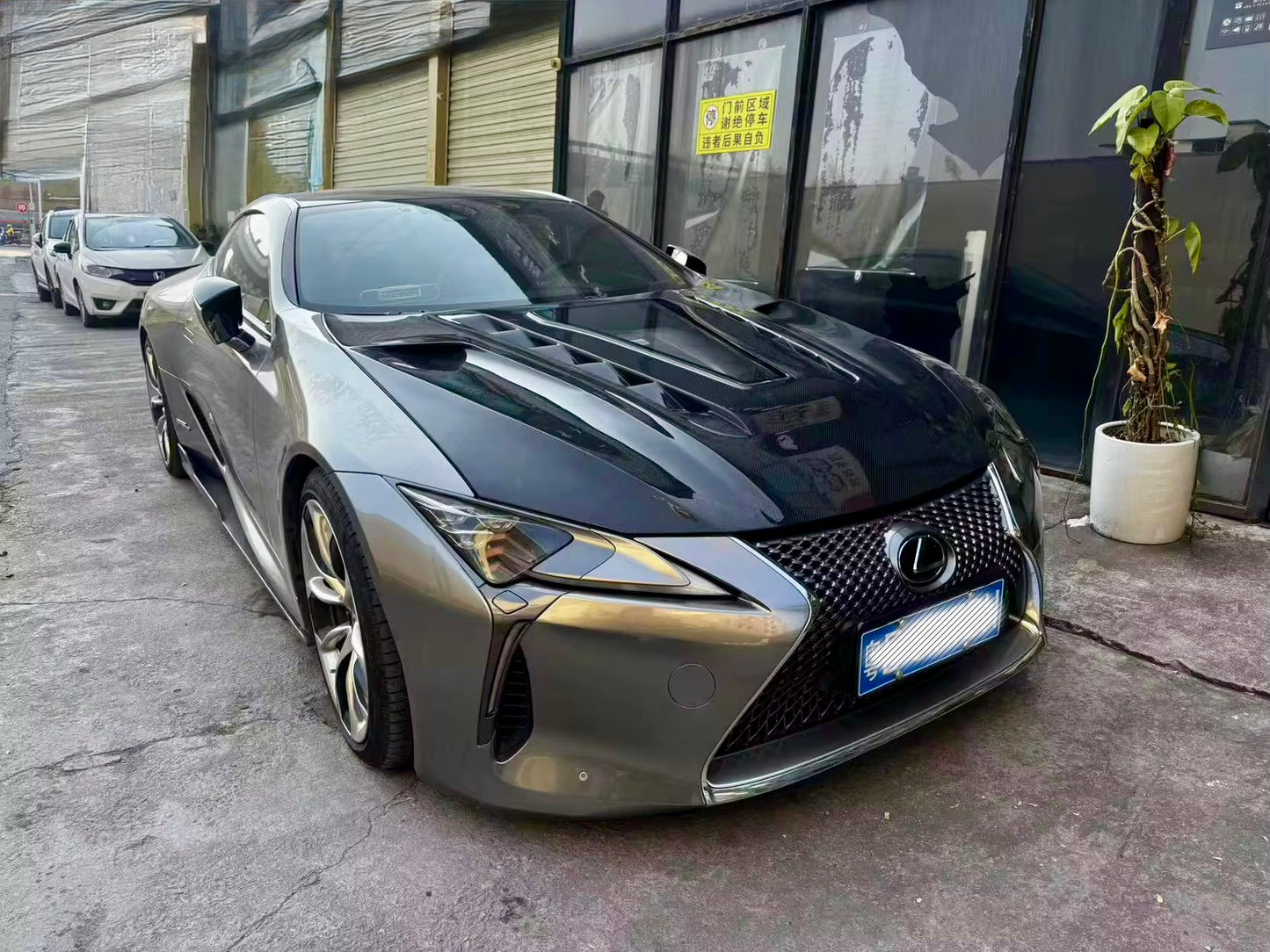 LC500 Carbon Vented Hood with See Through Engine Cover