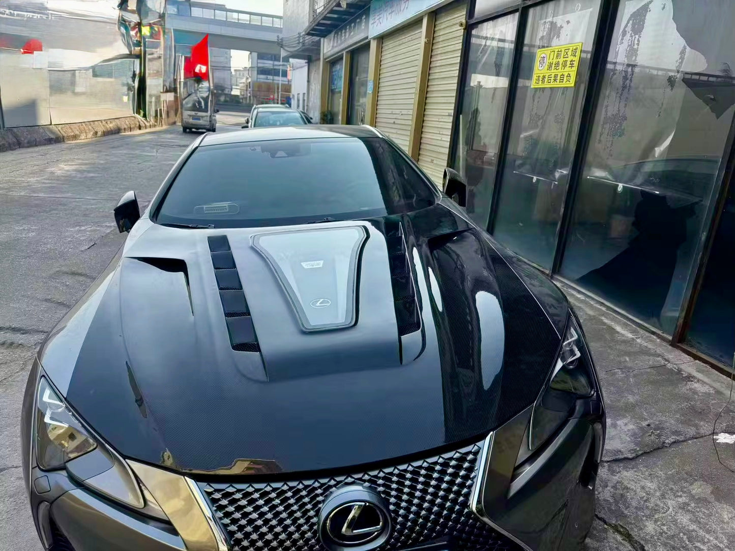 LC500 Carbon Vented Hood with See Through Engine Cover